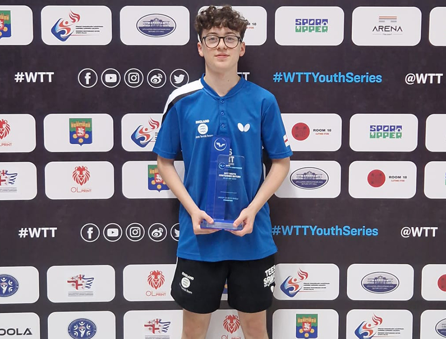 Brilliant Max powers to gold medal at WTT Youth Contender! Table